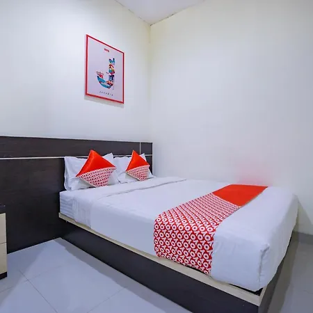 Hotel Oyo 2357 Syariah Grand Raudhah